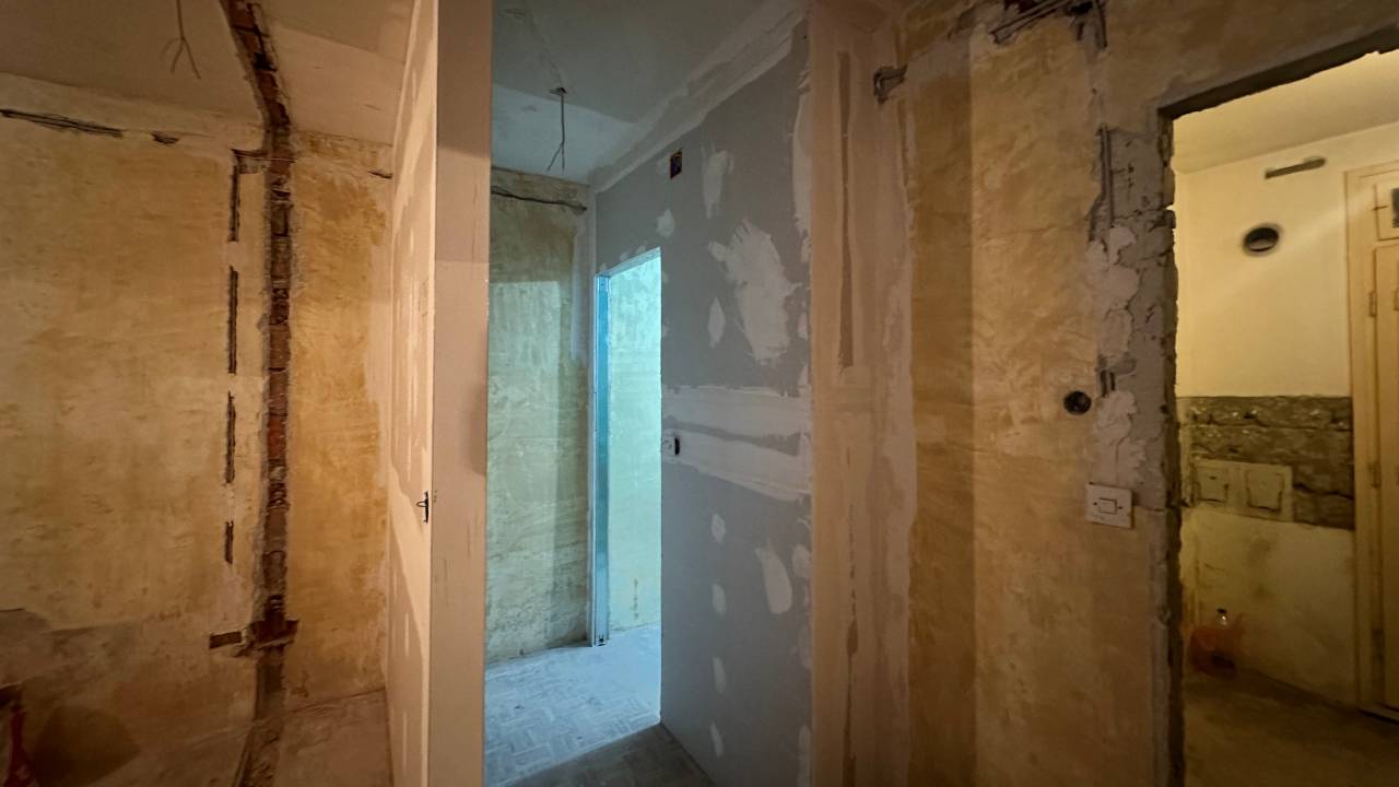 Kompletna rekonstrukcija stana u Beogradu sa pomeranjem zidova