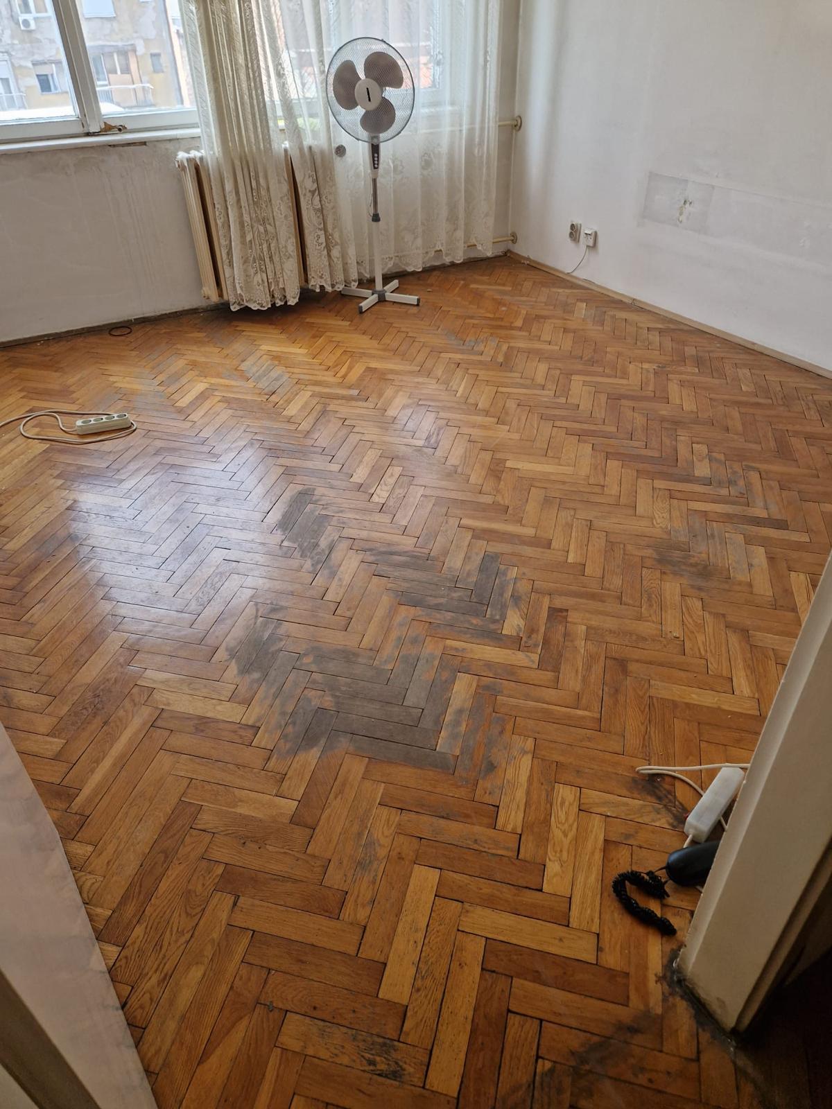 Spavaca soba, drveni parket pre hoblovanja