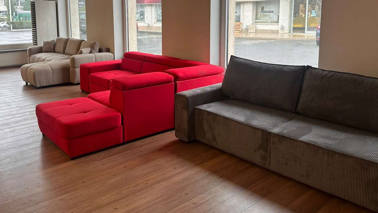 Tapos namestaj u našem prodajnom salonu u Bulevaru Vojvode Mišića